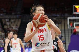 kaiyun应用-很不理想！韩旭19投仅7中拿到18分7板7助 正负值-14全队最低