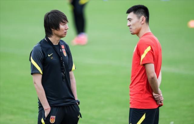 kaiyun应用-严益唯：准假郑铮，体现尊重和成熟的国足值得期待