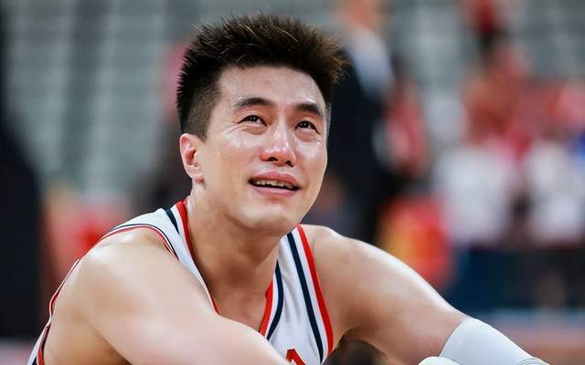 开云平台入口-广州战胜山东却迎噩耗：郭艾伦重伤离场，昔日第一控卫该退役了